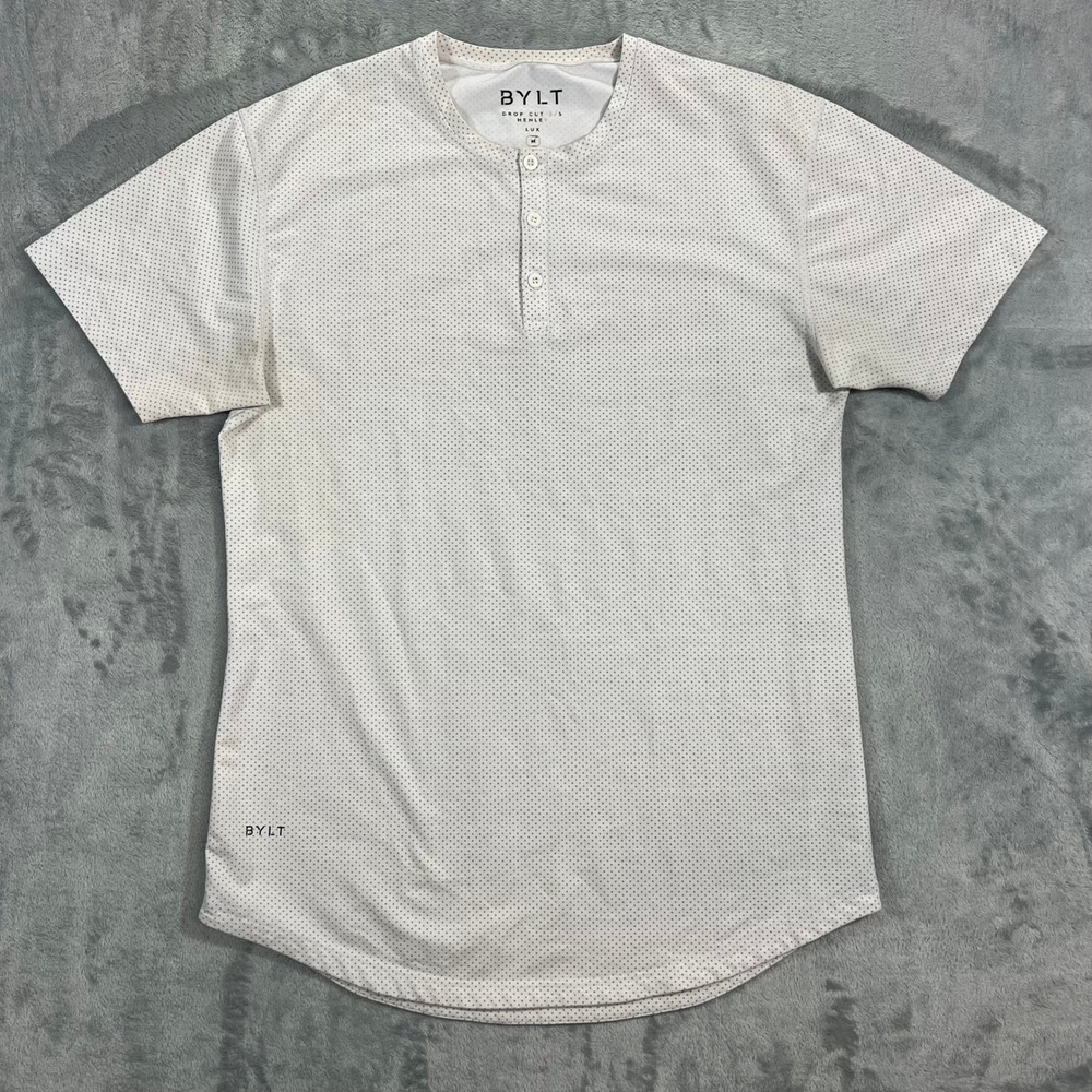 BYLT Drop Cut Lux Henley Men Medium White Grey Microdot Short Sleeve Shirt Hole
